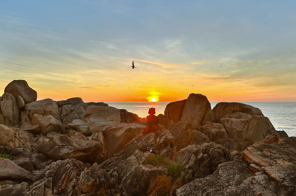 Khung cảnh xung quanh Gành Đèn