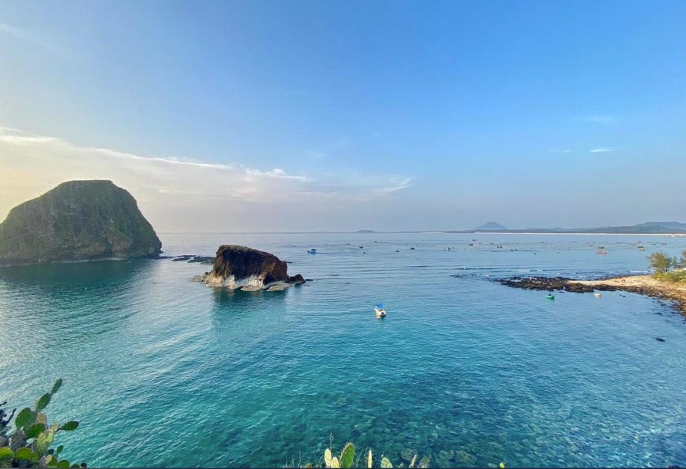 Toàn cảnh Hòn Yến